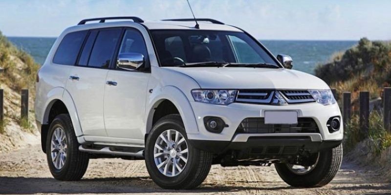 mitsubishi-pajero-sport-d-4x2-mt-ban-2015-la-su-lua-chon-hang-dau-1724245918.jpg