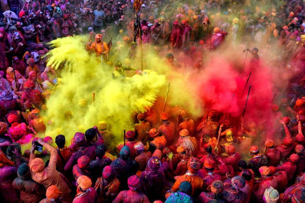 holi-1-1732151112.jpg